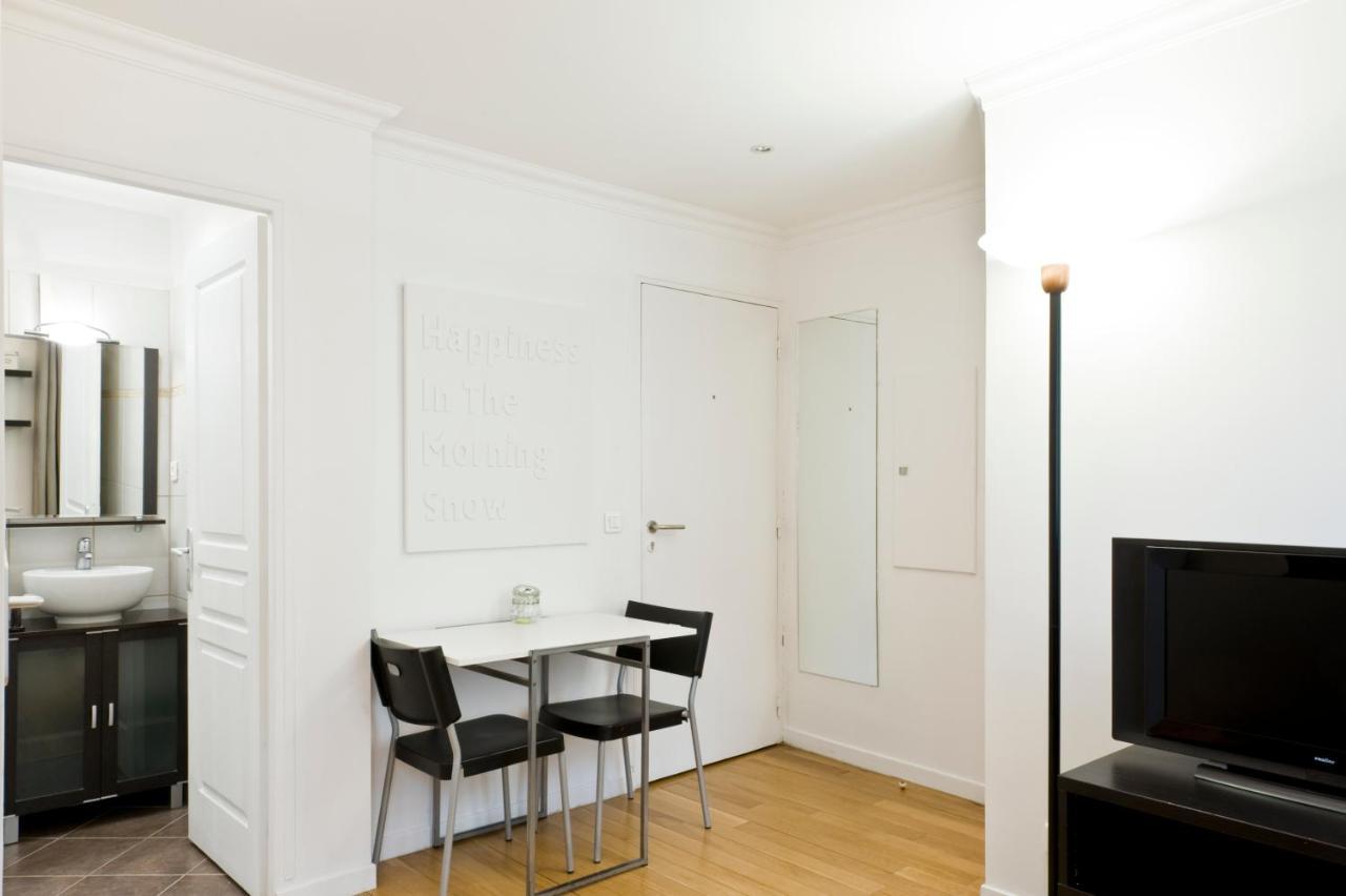 Pick A Flat'S Apartments In Batignolles - Rue Biot Παρίσι Δωμάτιο φωτογραφία