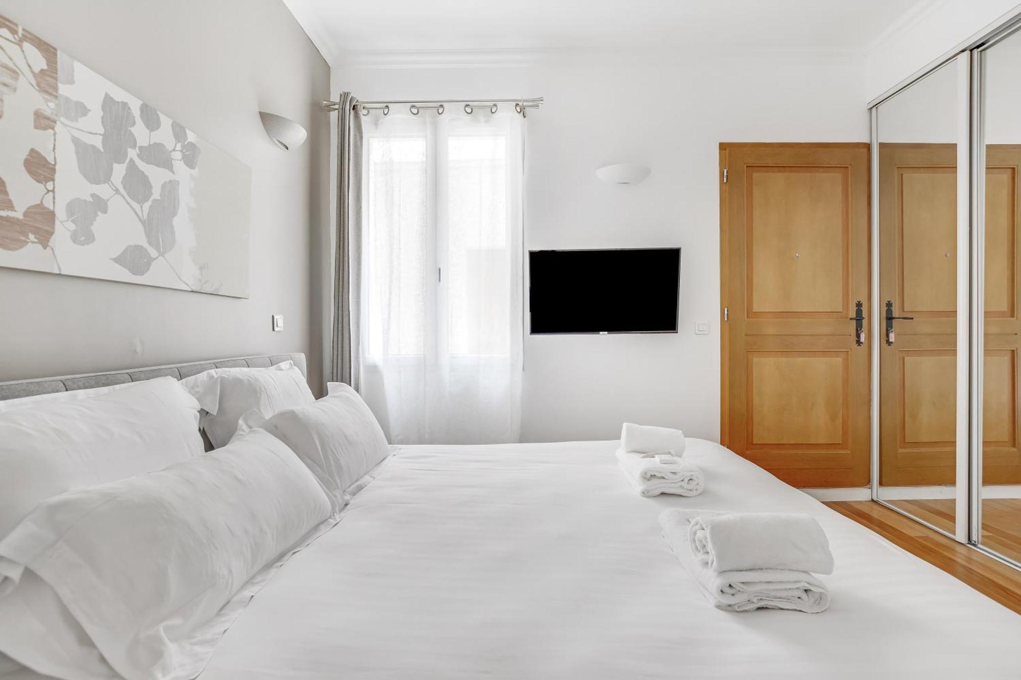 Pick A Flat'S Apartments In Batignolles - Rue Biot Παρίσι Εξωτερικό φωτογραφία